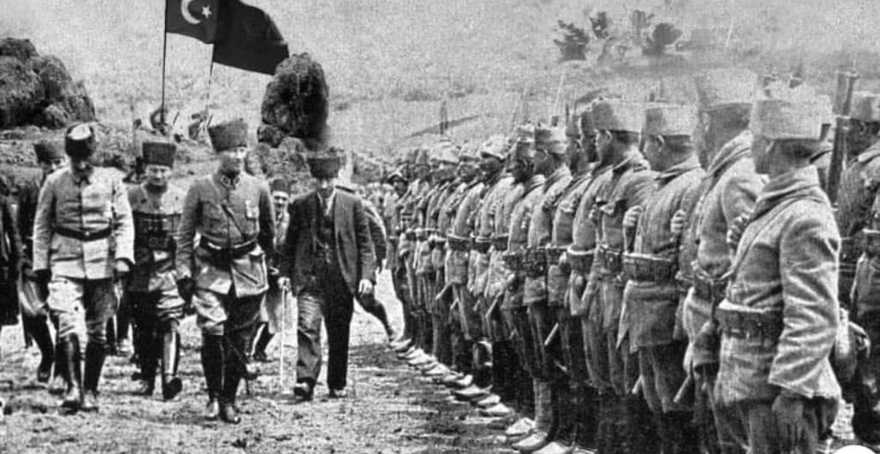 ZAFERLER AYIMIZIN BAŞ TÂCI: BÜYÜK ZAFER 100 YAŞINDA